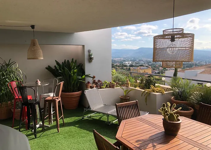 Bel Appartement Au Calme Vue Imprenable Parking Prive Gratuit