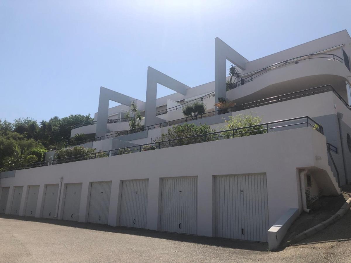 Bel Au Calme Vue Imprenable Parking Prive Gratuit Apartment La Ciotat