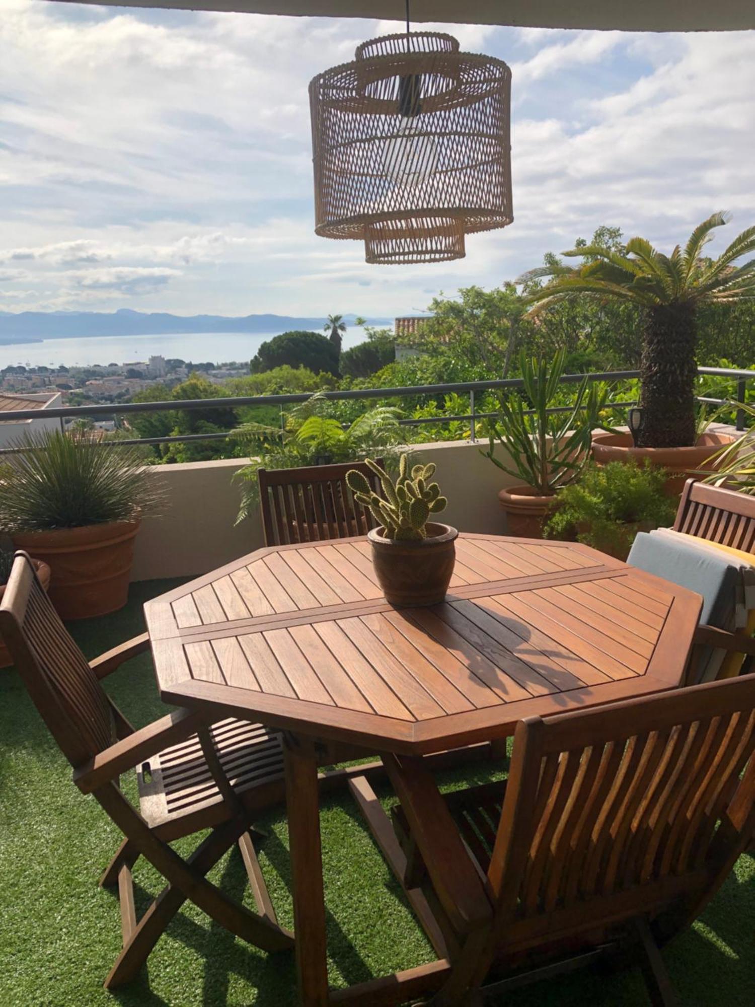 Bel Au Calme Vue Imprenable Parking Prive Gratuit Apartment *
