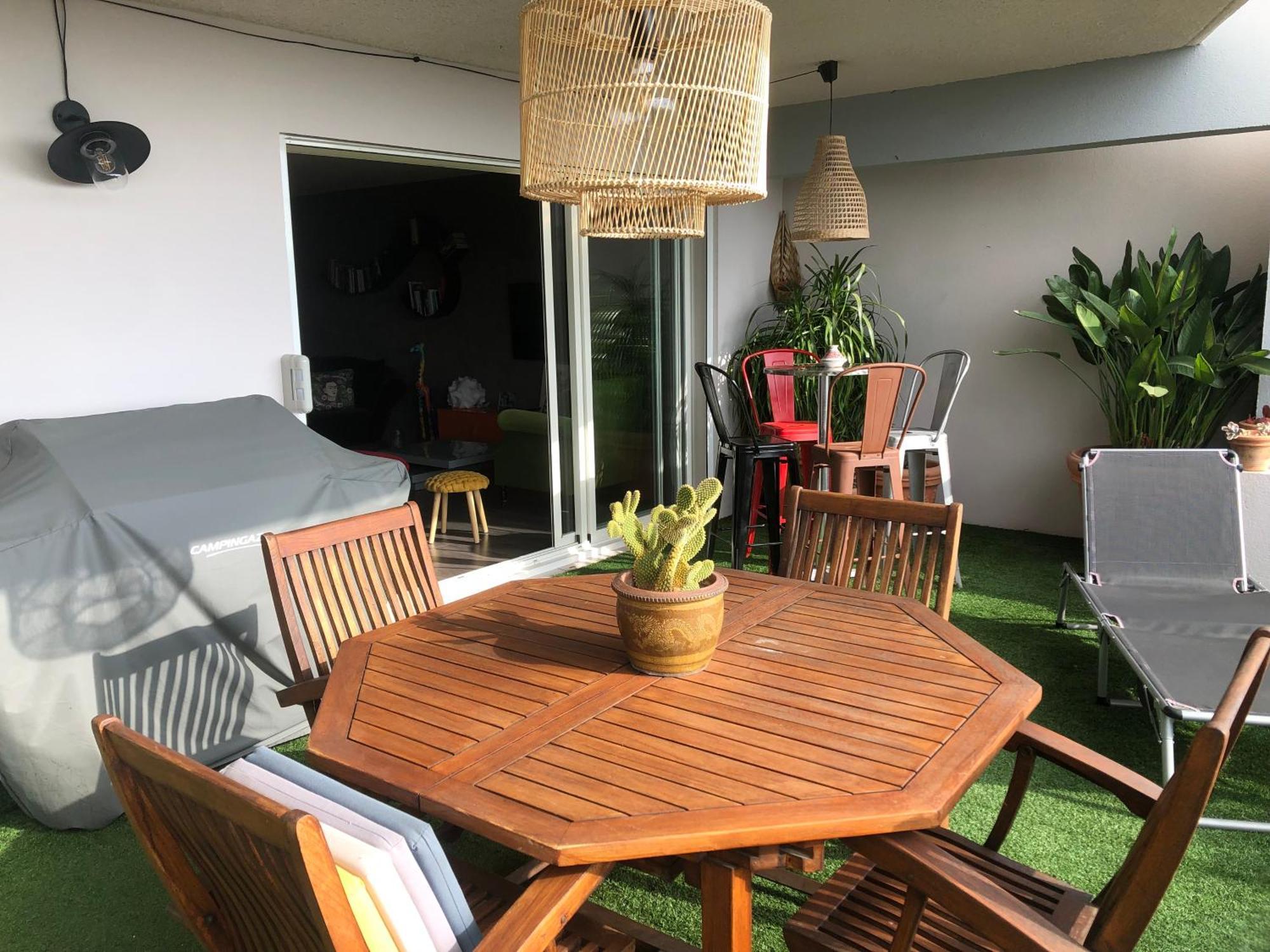 Bel Au Calme Vue Imprenable Parking Prive Gratuit Apartment